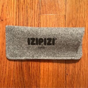 IZIPIZI Gray Felt Glasses Case Pouch